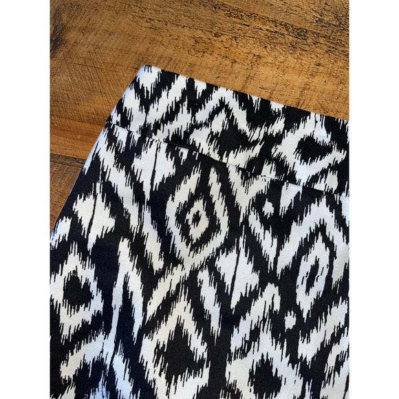 Womens Cynthia Rowley Black White Abstract Pencil Skirt Size 10 - Picture 3 of 6
